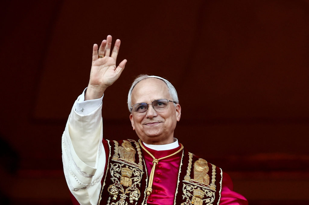 🇺🇸 History Made: Cardinal Robert Prevost Becomes Pope Leo XIV — The First American Pontiff